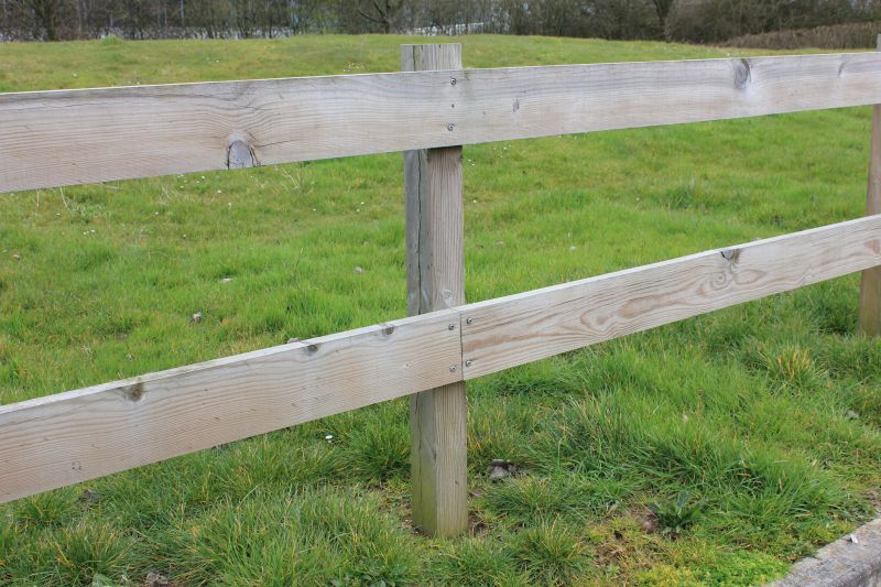 Fence Post Maintenance